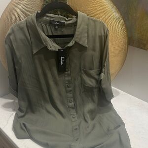Lulu's Sage Green Button-Up Blouse